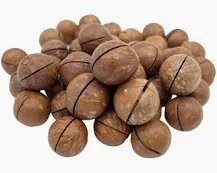 Macadamia nuts /kg